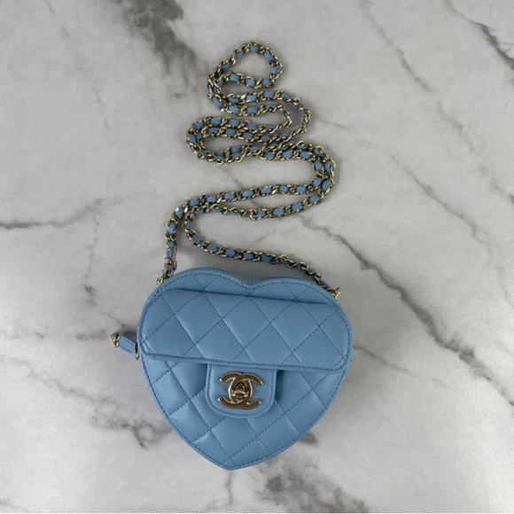 CHANEL Lambskin Quilted CC In Love Heart Clutch With Chain Crossbody Bag - Picture 1 of 5
